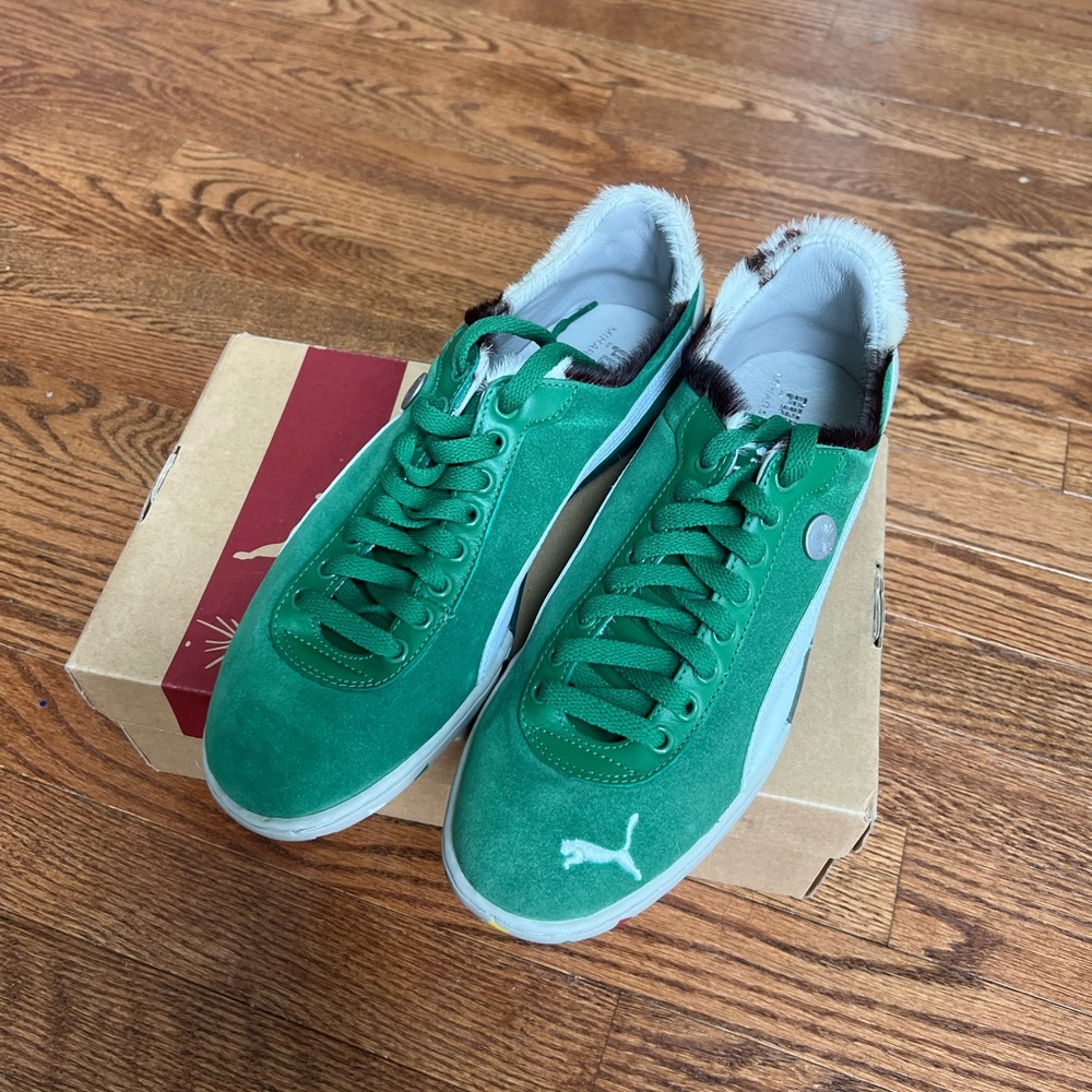 Puma Men's Sneakers in Vibrant Green Suede